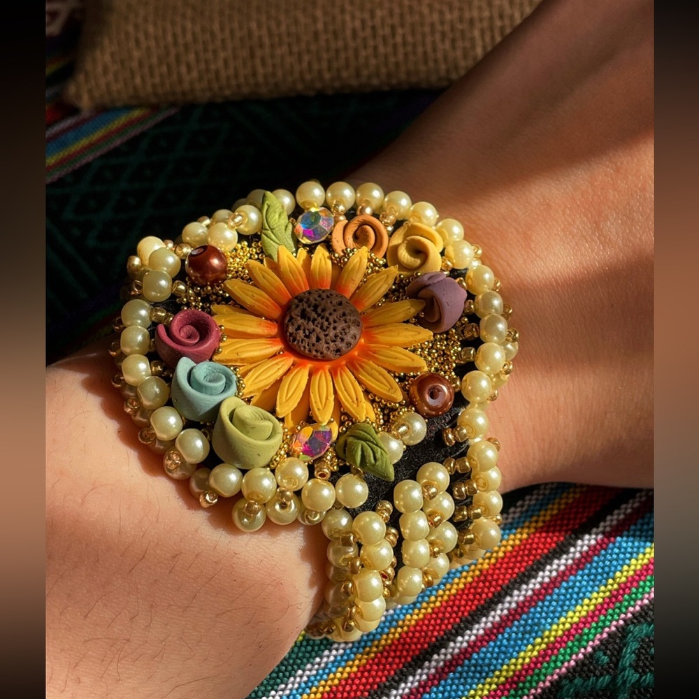 Handmade Sunflower Beaded Bracelet